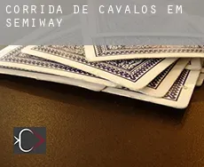 Corrida de cavalos em  Semiway