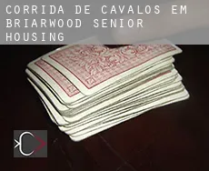 Corrida de cavalos em  Briarwood Senior Housing